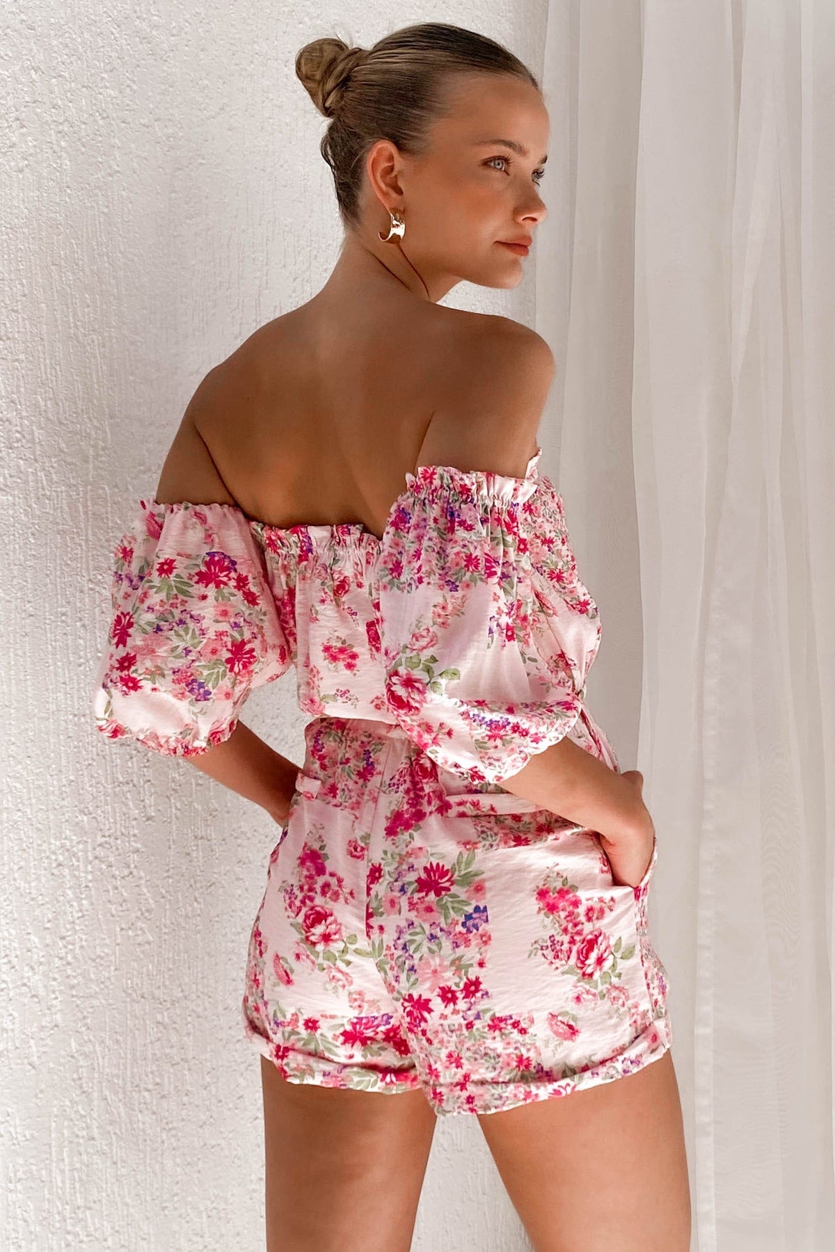 Flumie Playsuit, BALLOON SLEEVE, FLORAL, FLORALS, LINEN &amp; POLYESTER, LINEN AND POLYESTER, new arrivals, PINK, PLAYSUIT, PLAYSUITS, POLYESTER AND LINEN, , -MISHKAH