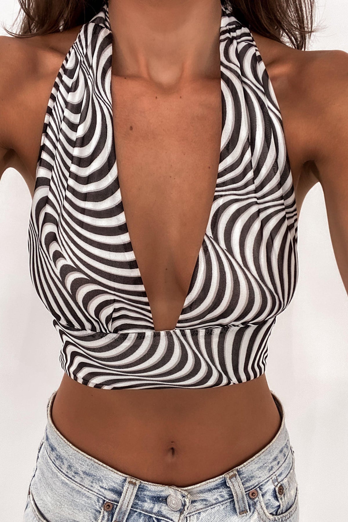 Kennedie Top, BLACK, CROP TOPS, POLYESTER, Sale, TOP, TOPS, Our New Kennedie Top Is Now Only $51.00 Exclusive At Mishkah, Our New Kennedie Top is now only $51.00-We Have The Latest Women&#39;s Tops @ Mishkah Online Fashion Boutique-MISHKAH