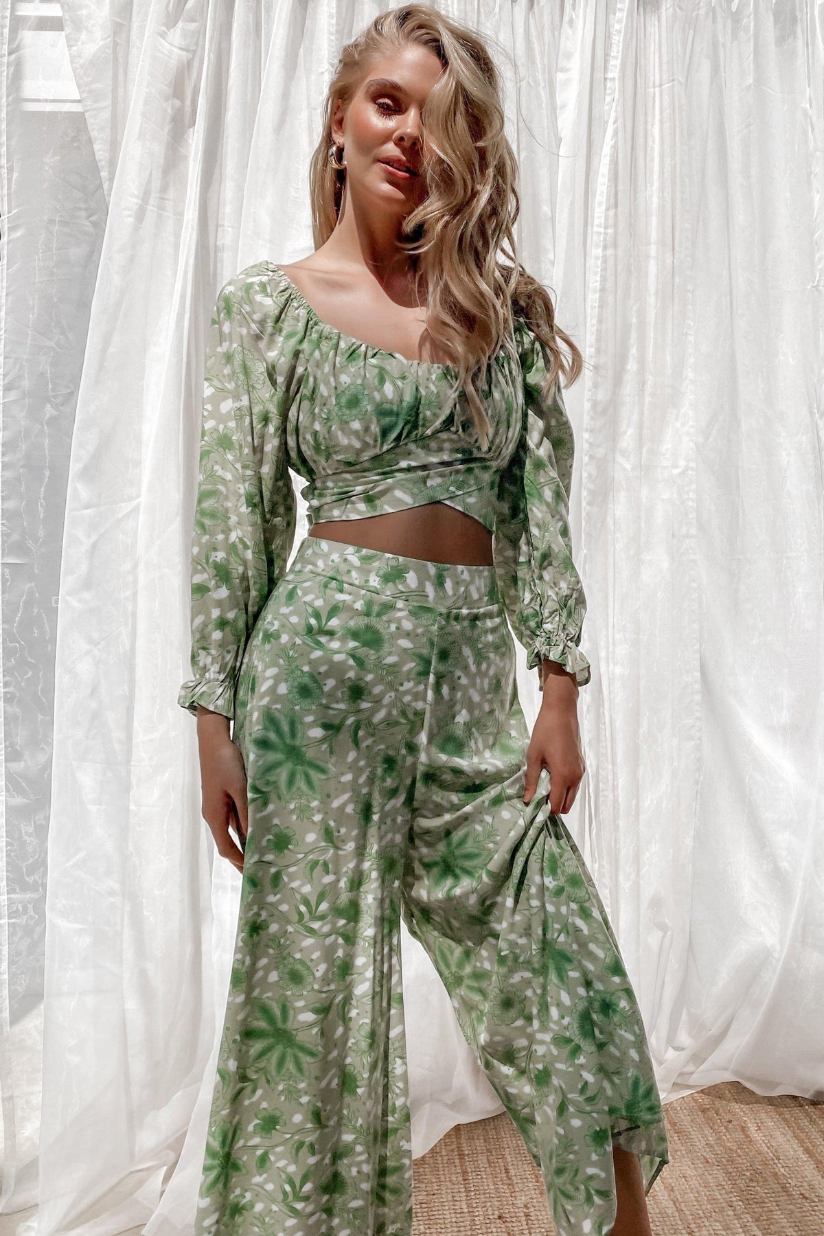 Poppy Top, FLORAL, GREEN, PRINT, Sale, Our New Poppy Top Is Now Only $55.00 Exclusive At Mishkah, Our New Poppy Top is now only $55.00-We Have The Latest Women&#39;s Tops @ Mishkah Online Fashion Boutique-MISHKAH